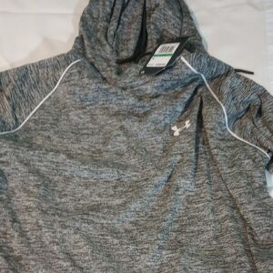 Under Armour Heathered Gray Pullover